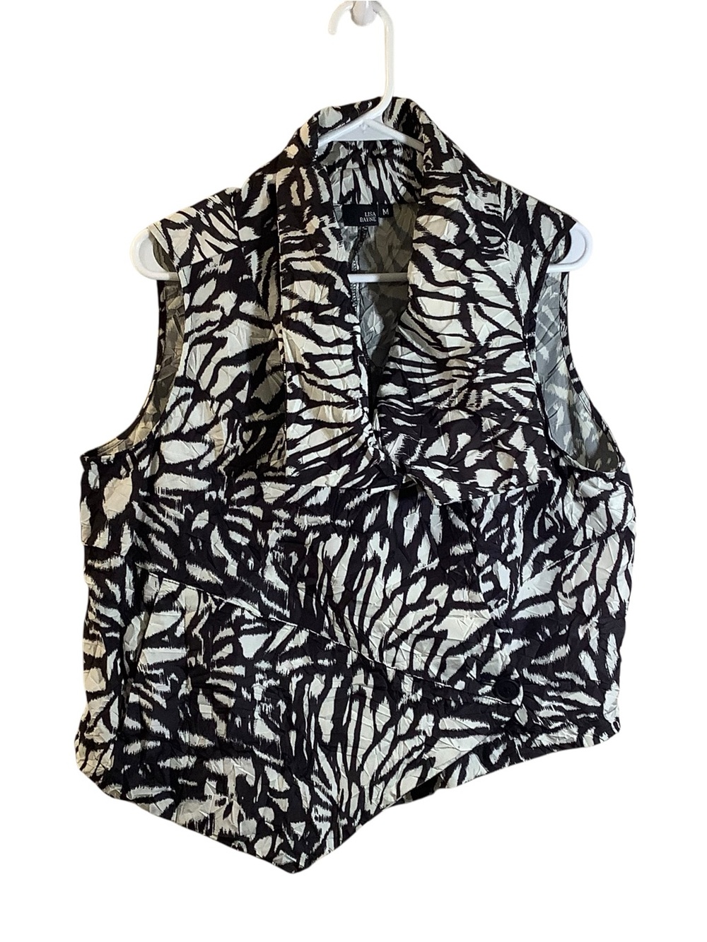 Lisa Bayne Black & White Abstract Sleeveless Vest